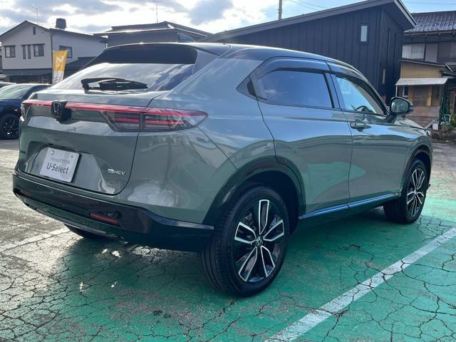 ヴェゼル ｅ：ＨＥＶＺ・ＰＬａＹパッケージ　４ＷＤ　ホンダセンシング　純正コネクトディスプレーナビ　フルセグＴＶ　ブルートゥース　ＵＳＢ　マルチカメラ　ＥＴＣ２．０　パワーテールゲート　ＬＥＤヘッドライト　ガラスルーフ　当店試乗車アップ車両（8枚目）