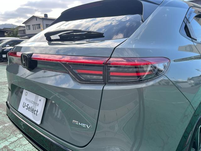 ヴェゼル ｅ：ＨＥＶＺ・ＰＬａＹパッケージ　４ＷＤ　ホンダセンシング　純正コネクトディスプレーナビ　フルセグＴＶ　ブルートゥース　ＵＳＢ　マルチカメラ　ＥＴＣ２．０　パワーテールゲート　ＬＥＤヘッドライト　ガラスルーフ　当店試乗車アップ車両（18枚目）