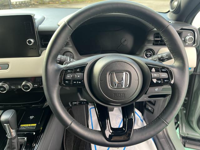 ヴェゼル ｅ：ＨＥＶＺ・ＰＬａＹパッケージ　４ＷＤ　ホンダセンシング　純正コネクトディスプレーナビ　フルセグＴＶ　ブルートゥース　ＵＳＢ　マルチカメラ　ＥＴＣ２．０　パワーテールゲート　ＬＥＤヘッドライト　ガラスルーフ　当店試乗車アップ車両（47枚目）
