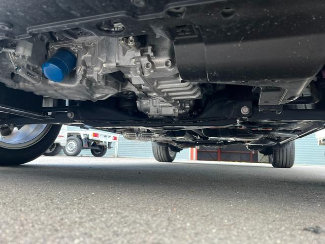 ヴェゼル ｅ：ＨＥＶＺ・ＰＬａＹパッケージ　４ＷＤ　ホンダセンシング　純正コネクトディスプレーナビ　フルセグＴＶ　ブルートゥース　ＵＳＢ　マルチカメラ　ＥＴＣ２．０　パワーテールゲート　ＬＥＤヘッドライト　ガラスルーフ　当店試乗車アップ車両（68枚目）