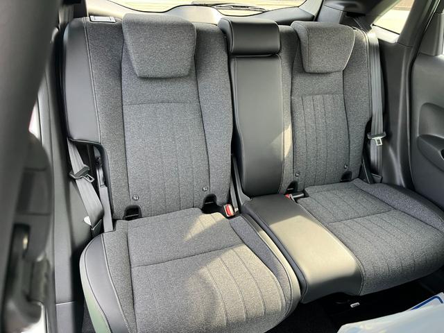 フィット ホーム　４ＷＤ　ホンダセンシング　純正インターナビ　ブルートゥース　バックカメラ　ＥＴＣ　障害物センサー　ＬＥＤヘッドライト　スマートキー　オートエアコン（39枚目）