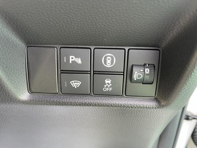 フィット ホーム　４ＷＤ　ホンダセンシング　純正インターナビ　ブルートゥース　バックカメラ　ＥＴＣ　障害物センサー　ＬＥＤヘッドライト　スマートキー　オートエアコン（46枚目）