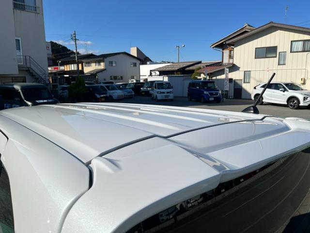 Ｎ－ＢＯＸカスタム Ｇ・Ｌホンダセンシング　４ＷＤ　純正大型インターナビ　フルセグＴＶ　ブルートゥース　バックカメラ　ＥＴＣ　純正ドラレコ　両側パワースライドドア　ＬＥＤヘッドライト　純正アルミ（12枚目）