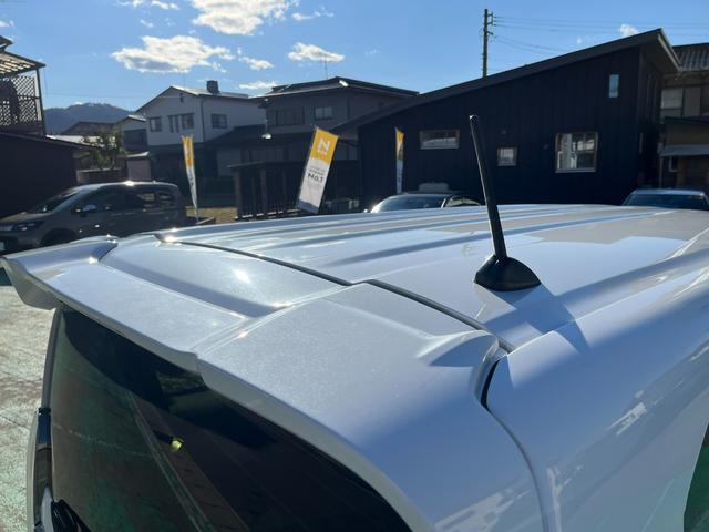 Ｎ－ＢＯＸカスタム Ｇ・Ｌホンダセンシング　４ＷＤ　純正大型インターナビ　フルセグＴＶ　ブルートゥース　バックカメラ　ＥＴＣ　純正ドラレコ　両側パワースライドドア　ＬＥＤヘッドライト　純正アルミ（13枚目）