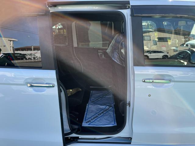 Ｎ－ＢＯＸカスタム Ｇ・Ｌホンダセンシング　４ＷＤ　純正大型インターナビ　フルセグＴＶ　ブルートゥース　バックカメラ　ＥＴＣ　純正ドラレコ　両側パワースライドドア　ＬＥＤヘッドライト　純正アルミ（33枚目）