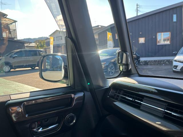 Ｎ－ＢＯＸカスタム Ｇ・Ｌホンダセンシング　４ＷＤ　純正大型インターナビ　フルセグＴＶ　ブルートゥース　バックカメラ　ＥＴＣ　純正ドラレコ　両側パワースライドドア　ＬＥＤヘッドライト　純正アルミ（49枚目）