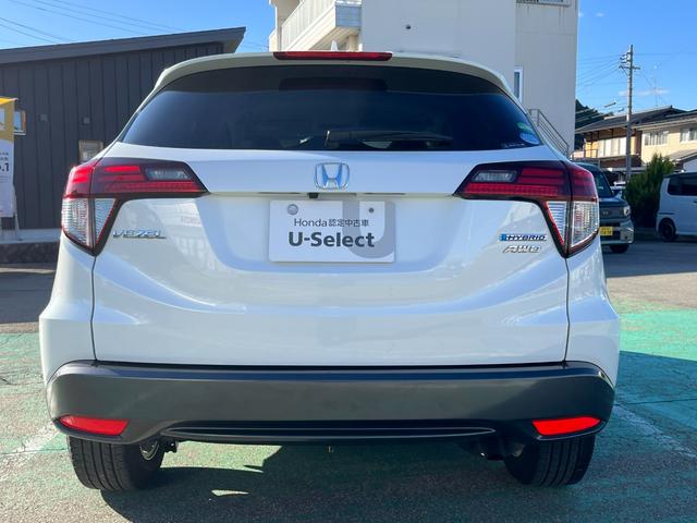 ヴェゼル ハイブリッドＸ　４ＷＤ　安心パッケージ　純正ナビ　ワンセグ　ブルートゥース　バックカメラ　ＬＥＤヘッドライト　クルコン　パドルシフト　スマートキー　純正アルミホイール（3枚目）