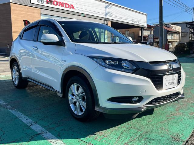 ヴェゼル ハイブリッドＸ　４ＷＤ　安心パッケージ　純正ナビ　ワンセグ　ブルートゥース　バックカメラ　ＬＥＤヘッドライト　クルコン　パドルシフト　スマートキー　純正アルミホイール（6枚目）