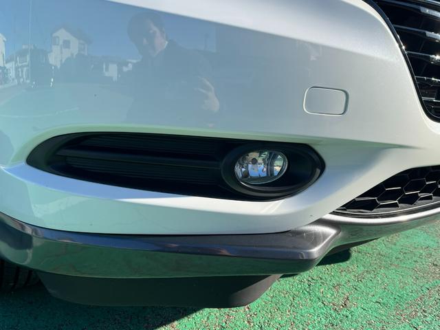 ヴェゼル ハイブリッドＸ　４ＷＤ　安心パッケージ　純正ナビ　ワンセグ　ブルートゥース　バックカメラ　ＬＥＤヘッドライト　クルコン　パドルシフト　スマートキー　純正アルミホイール（15枚目）