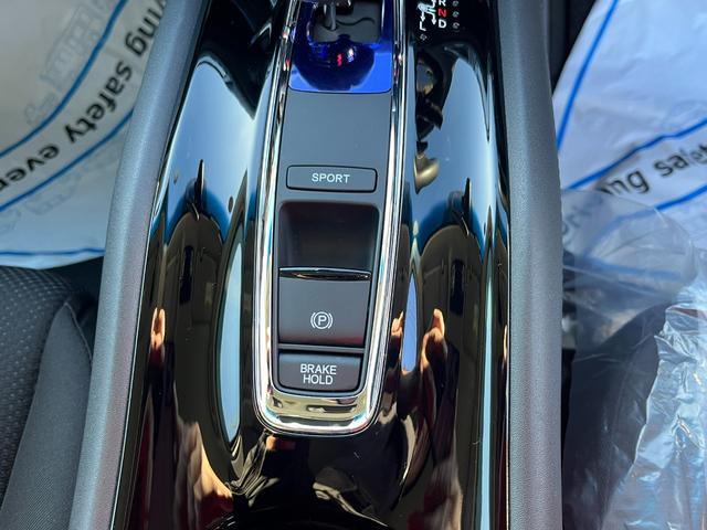 ヴェゼル ハイブリッドＸ　４ＷＤ　安心パッケージ　純正ナビ　ワンセグ　ブルートゥース　バックカメラ　ＬＥＤヘッドライト　クルコン　パドルシフト　スマートキー　純正アルミホイール（25枚目）