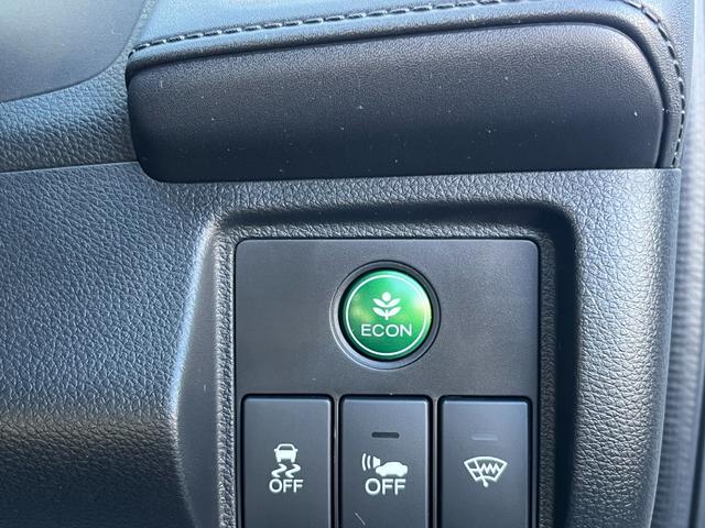 ヴェゼル ハイブリッドＸ　４ＷＤ　安心パッケージ　純正ナビ　ワンセグ　ブルートゥース　バックカメラ　ＬＥＤヘッドライト　クルコン　パドルシフト　スマートキー　純正アルミホイール（26枚目）