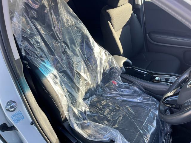 ヴェゼル ハイブリッドＸ　４ＷＤ　安心パッケージ　純正ナビ　ワンセグ　ブルートゥース　バックカメラ　ＬＥＤヘッドライト　クルコン　パドルシフト　スマートキー　純正アルミホイール（34枚目）