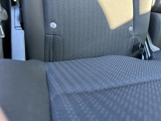 ヴェゼル ハイブリッドＸ　４ＷＤ　安心パッケージ　純正ナビ　ワンセグ　ブルートゥース　バックカメラ　ＬＥＤヘッドライト　クルコン　パドルシフト　スマートキー　純正アルミホイール（36枚目）