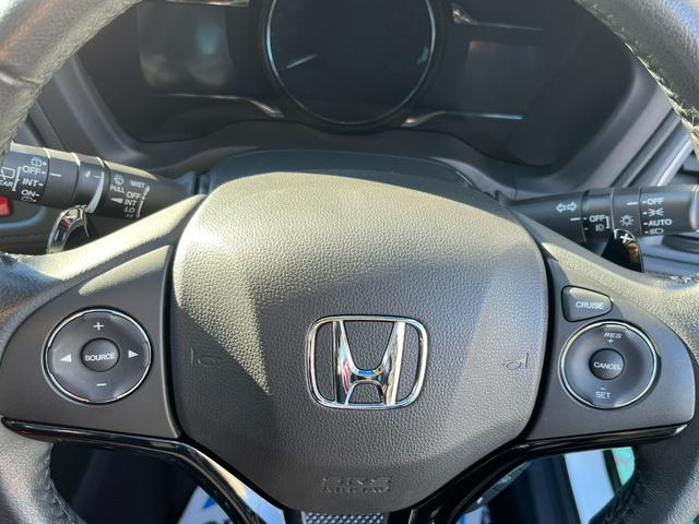 ヴェゼル ハイブリッドＸ　４ＷＤ　安心パッケージ　純正ナビ　ワンセグ　ブルートゥース　バックカメラ　ＬＥＤヘッドライト　クルコン　パドルシフト　スマートキー　純正アルミホイール（41枚目）