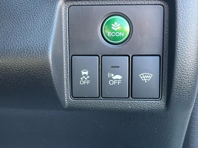 ヴェゼル ハイブリッドＸ　４ＷＤ　安心パッケージ　純正ナビ　ワンセグ　ブルートゥース　バックカメラ　ＬＥＤヘッドライト　クルコン　パドルシフト　スマートキー　純正アルミホイール（43枚目）