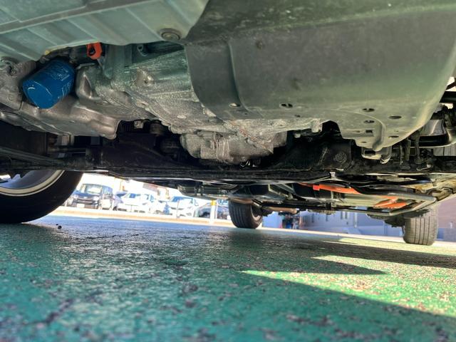 ヴェゼル ハイブリッドＸ　４ＷＤ　安心パッケージ　純正ナビ　ワンセグ　ブルートゥース　バックカメラ　ＬＥＤヘッドライト　クルコン　パドルシフト　スマートキー　純正アルミホイール（59枚目）