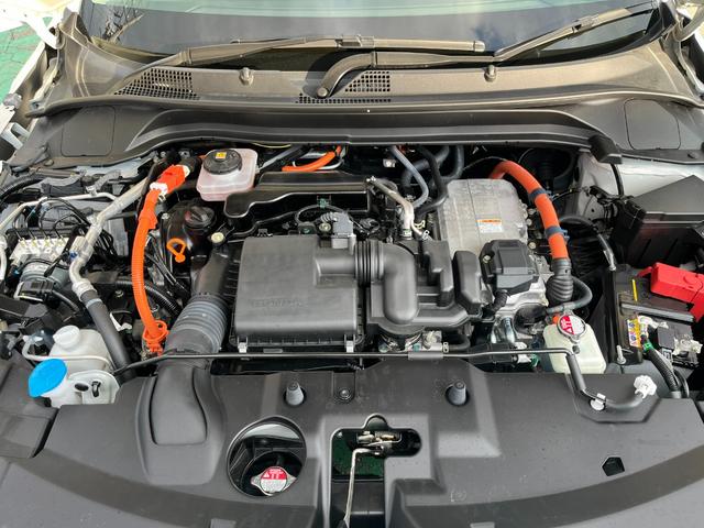 ヴェゼル ｅ：ＨＥＶＺ　４ＷＤ　ホンダセンシング　純正インターナビ　フルセグＴＶ　ブルートゥース　バックカメラ　ＥＴＣ　前後ドライブレコーダー　パワーテールゲート　ＬＥＤヘッドライト（54枚目）