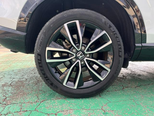 ヴェゼル ｅ：ＨＥＶＺ　４ＷＤ　ホンダセンシング　純正インターナビ　フルセグＴＶ　ブルートゥース　バックカメラ　ＥＴＣ　前後ドライブレコーダー　パワーテールゲート　ＬＥＤヘッドライト（60枚目）