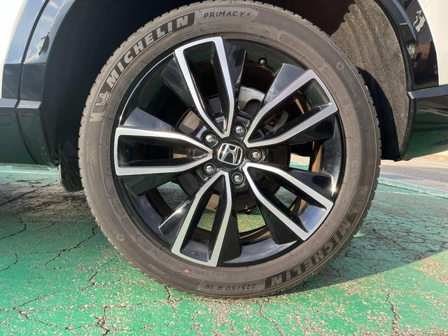 ヴェゼル ｅ：ＨＥＶＺ　４ＷＤ　ホンダセンシング　純正インターナビ　フルセグＴＶ　ブルートゥース　バックカメラ　ＥＴＣ　前後ドライブレコーダー　パワーテールゲート　ＬＥＤヘッドライト（61枚目）