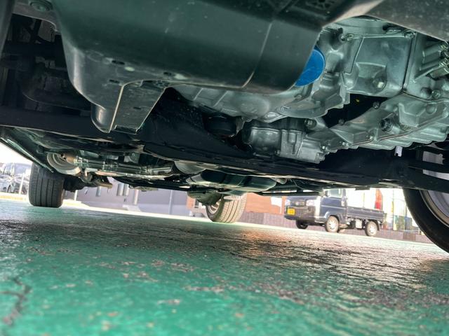 ヴェゼル ｅ：ＨＥＶＺ　４ＷＤ　ホンダセンシング　純正インターナビ　フルセグＴＶ　ブルートゥース　バックカメラ　ＥＴＣ　前後ドライブレコーダー　パワーテールゲート　ＬＥＤヘッドライト（66枚目）