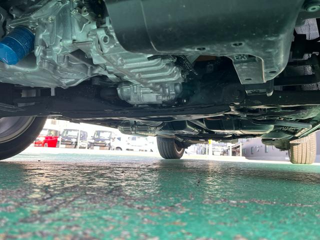 ヴェゼル ｅ：ＨＥＶＺ　４ＷＤ　ホンダセンシング　純正インターナビ　フルセグＴＶ　ブルートゥース　バックカメラ　ＥＴＣ　前後ドライブレコーダー　パワーテールゲート　ＬＥＤヘッドライト（67枚目）