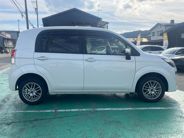 スペイド Ｘ　４ＷＤ　純正ワイドナビ　ワンセグＴＶ　ブルートゥース　左パワースライドドア　キーレスエントリー　社外アルミホイール（5枚目）