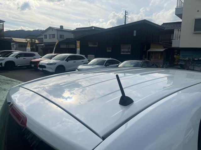 スペイド Ｘ　４ＷＤ　純正ワイドナビ　ワンセグＴＶ　ブルートゥース　左パワースライドドア　キーレスエントリー　社外アルミホイール（13枚目）