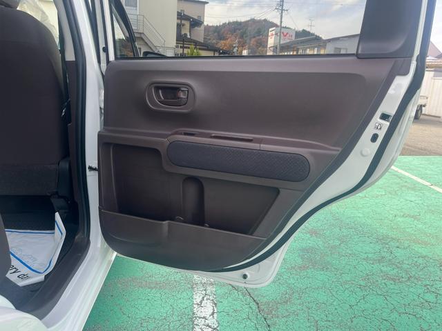 スペイド Ｘ　４ＷＤ　純正ワイドナビ　ワンセグＴＶ　ブルートゥース　左パワースライドドア　キーレスエントリー　社外アルミホイール（27枚目）