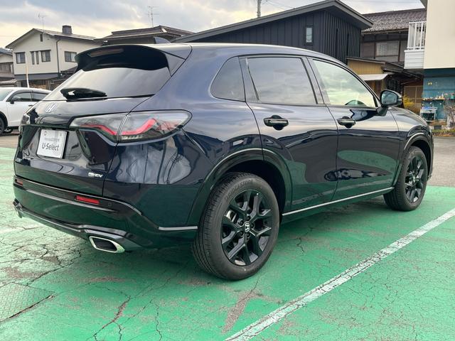 ZR-V e:HEVZ特別仕様車ブラックスタイル 4WD ホンダセンシング 純正コネクトディスプレーナビ フルセグTV ブルートゥース マルチカメラ ETC2.0 BOSEスピーカー パワーテールゲート LEDヘッドライト 当店試乗車アップ車両(8枚目)
