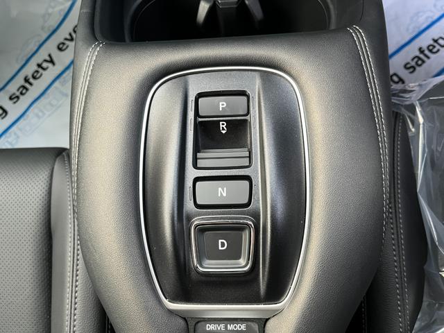 ZR-V e:HEVZ特別仕様車ブラックスタイル 4WD ホンダセンシング 純正コネクトディスプレーナビ フルセグTV ブルートゥース マルチカメラ ETC2.0 BOSEスピーカー パワーテールゲート LEDヘッドライト 当店試乗車アップ車両(33枚目)