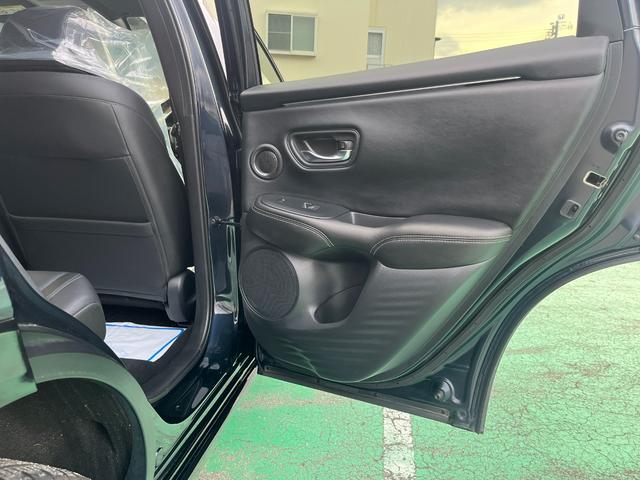 ZR-V e:HEVZ特別仕様車ブラックスタイル 4WD ホンダセンシング 純正コネクトディスプレーナビ フルセグTV ブルートゥース マルチカメラ ETC2.0 BOSEスピーカー パワーテールゲート LEDヘッドライト 当店試乗車アップ車両(39枚目)