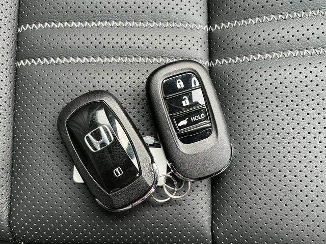 ZR-V e:HEVZ特別仕様車ブラックスタイル 4WD ホンダセンシング 純正コネクトディスプレーナビ フルセグTV ブルートゥース マルチカメラ ETC2.0 BOSEスピーカー パワーテールゲート LEDヘッドライト 当店試乗車アップ車両(63枚目)