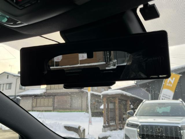 カローラスポーツ ハイブリッドＧＺ　トヨタセーフティセンス　純正ワイドナビ　フルセグＴＶ　ブルートゥース　バックカメラ　ＥＴＣ　社外ドラレコ　ヘッドアップディスプレイ　ＬＥＤヘッドライト　デジタルインナーミラー（51枚目）