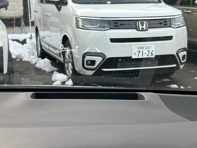 カローラスポーツ ハイブリッドＧＺ　トヨタセーフティセンス　純正ワイドナビ　フルセグＴＶ　ブルートゥース　バックカメラ　ＥＴＣ　社外ドラレコ　ヘッドアップディスプレイ　ＬＥＤヘッドライト　デジタルインナーミラー（55枚目）