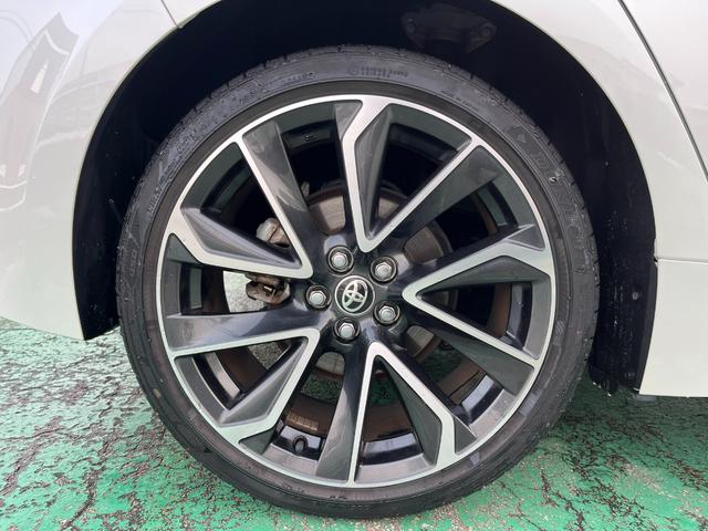 カローラスポーツ ハイブリッドＧＺ　トヨタセーフティセンス　純正ワイドナビ　フルセグＴＶ　ブルートゥース　バックカメラ　ＥＴＣ　社外ドラレコ　ヘッドアップディスプレイ　ＬＥＤヘッドライト　デジタルインナーミラー（59枚目）