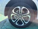 純正アルミホイール付いてます!車の軽量化に繋がることは勿論、見た目の印象が違いますよね♪