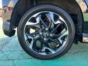 純正アルミホイール付いてます!車の軽量化に繋がることは勿論、見た目の印象が違いますよね♪