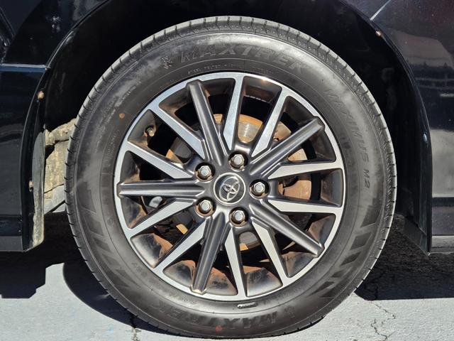 ヴォクシー ＺＳ　煌　ＬＥＤヘッド　両側パワースライドドア　純正ＳＤナビＴＶ　バックカメラ　アルパイン後席モニター　オートハイビーム　レーンアシスト　プリクラッシュ　アイドルストップ　ステアスイッチ　ＥＴＣ　スマートキー（17枚目）