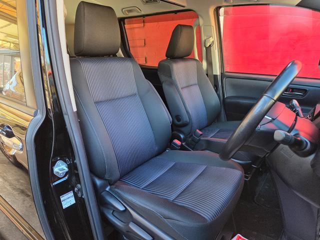 ヴォクシー ＺＳ　煌　ＬＥＤヘッド　両側パワースライドドア　純正ＳＤナビＴＶ　バックカメラ　アルパイン後席モニター　オートハイビーム　レーンアシスト　プリクラッシュ　アイドルストップ　ステアスイッチ　ＥＴＣ　スマートキー（23枚目）