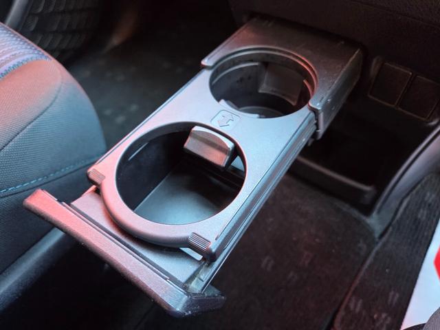 ヴォクシー ＺＳ　煌　ＬＥＤヘッド　両側パワースライドドア　純正ＳＤナビＴＶ　バックカメラ　アルパイン後席モニター　オートハイビーム　レーンアシスト　プリクラッシュ　アイドルストップ　ステアスイッチ　ＥＴＣ　スマートキー（40枚目）