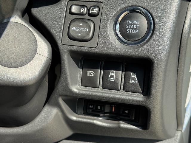 ハイエースバン スーパーＧＬ　ダークプライムＩＩ　ディーゼル　２ＷＤ　アルパインビックＸナビ　フリップダウン　シートカバー　ＵＩビークルスライドフロア　ショック　ベットキット　プラドホイール　公認ローダウン　ＣＲＳバンパー　リップ　ゴーストフィルム（41枚目）