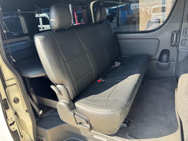 ハイエースバン スーパーＧＬ　ダークプライムＩＩ　ディーゼル　２ＷＤ　アルパインビックＸナビ　フリップダウン　シートカバー　ＵＩビークルスライドフロア　ショック　ベットキット　プラドホイール　公認ローダウン　ＣＲＳバンパー　リップ　ゴーストフィルム（53枚目）