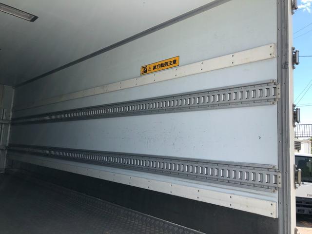 ヒノレンジャー 　冷蔵冷凍車　日本フルハーフ　－３０℃設定　極東格納パワーゲート　ワイド　ベッド付　リアエアサス　６速マニュアル（49枚目）