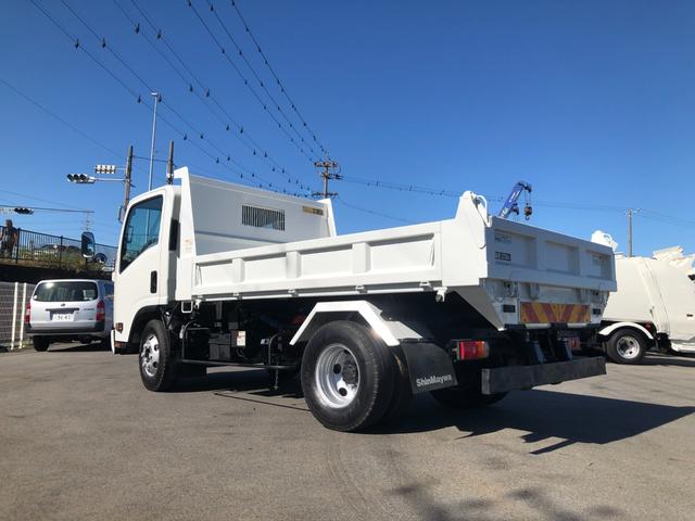 エルフトラック 　新明和　ローダーダンプ　ＳＤ３－２０　ワイド　積載３．７ｔ　６速マニュアル（5枚目）