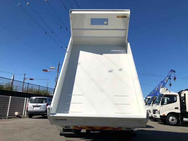 エルフトラック 　新明和　ローダーダンプ　ＳＤ３－２０　ワイド　積載３．７ｔ　６速マニュアル（15枚目）