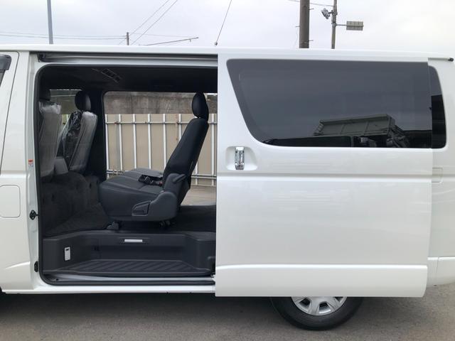 ハイエースバン ロングスーパーＧＬ　ダークプライムＳ　特別限定車　２．８ディーゼル　ハーフレザーシート　ＬＥＤヘッドライト　オートエアコン　両側パワースライドドア（35枚目）