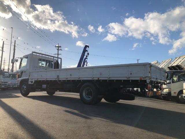 ヒノレンジャー 　平ボディ　６２００　標準幅　６速マニュアル　積載量４０００ｋｇ（5枚目）