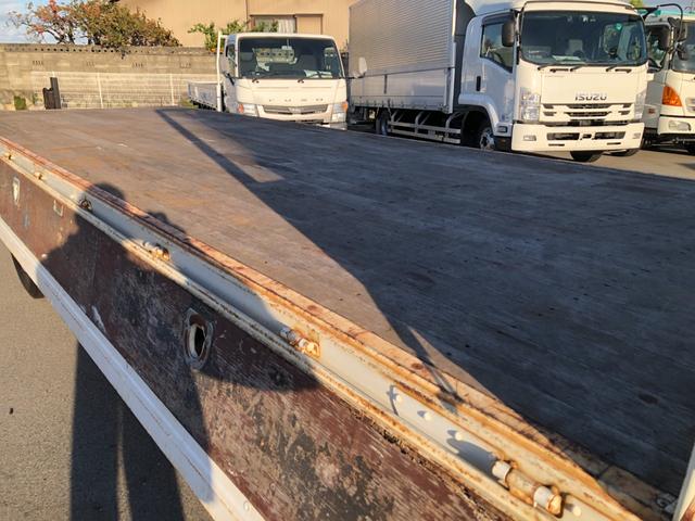 ヒノレンジャー 　平ボディ　６２００　標準幅　６速マニュアル　積載量４０００ｋｇ（14枚目）