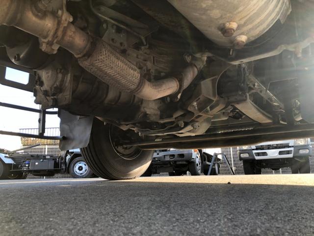 ヒノレンジャー 　平ボディ　６２００　標準幅　６速マニュアル　積載量４０００ｋｇ（44枚目）