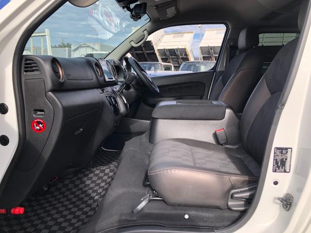 キャラバン ロンググランドプレミアムGX アラウンドビューモニター オートエアコン 社外ディスプレイオーディオ 2.4ディーゼル 積載量1000kg(15枚目)